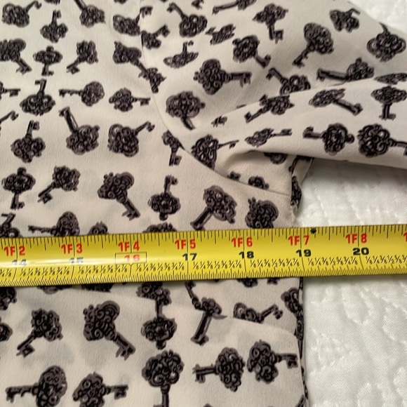 Talbots Pullover Polyester KEYS Dressy Top Small in Great Condition - Picture 11 of 16